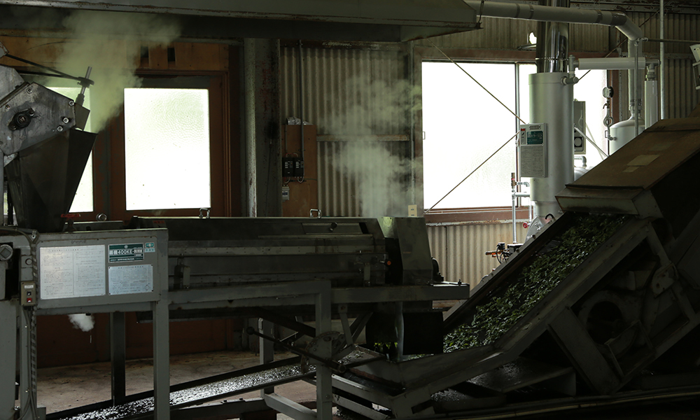 茶葉を蒸す機械