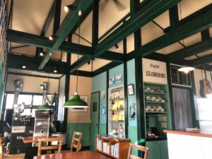 Cafe SLOWHAND　店内